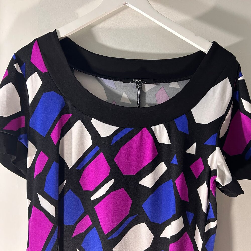 Studio by Tiana B Geometric Print Shift Dress in Size Large (Blue/Pink/Black) - Picture 3 of 10